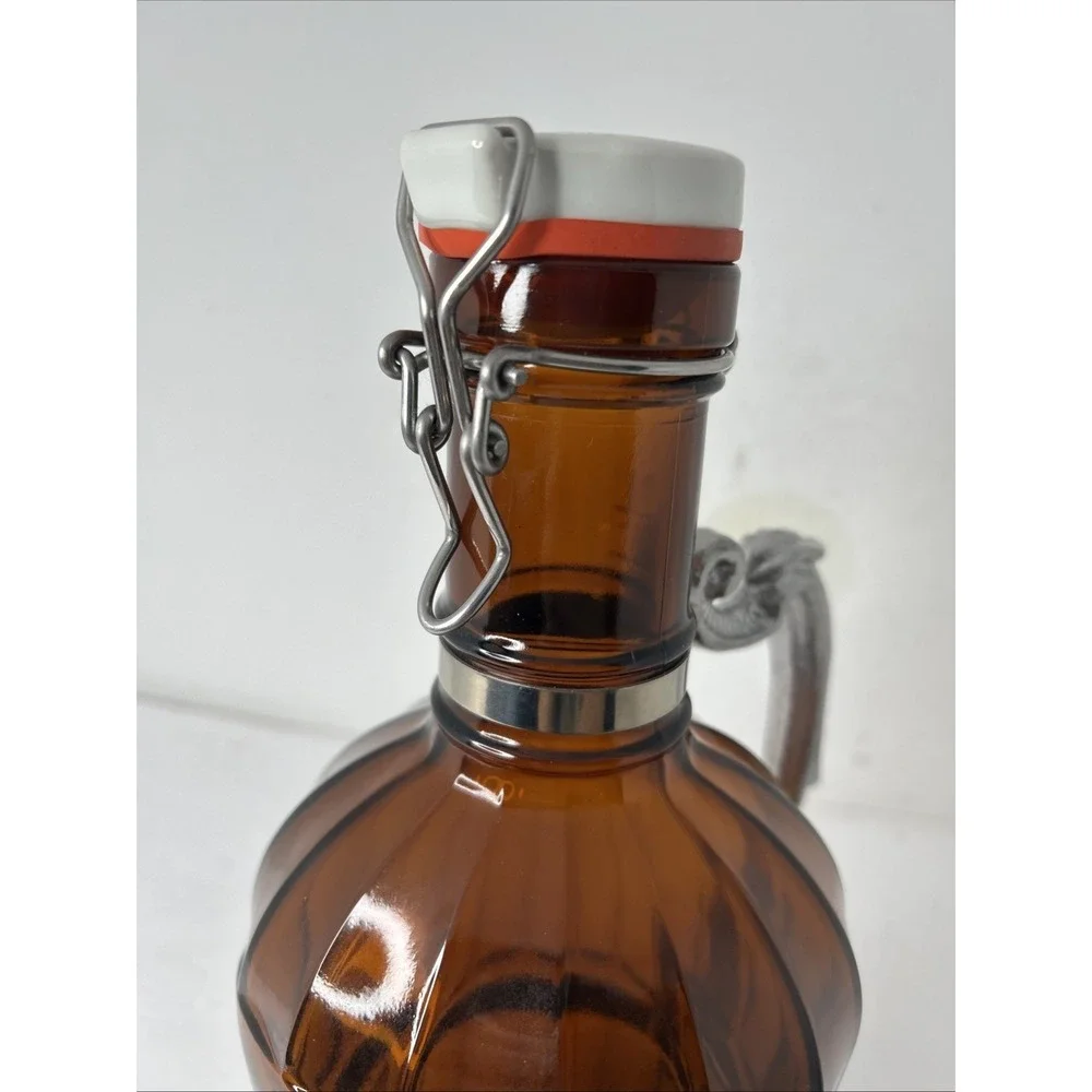 Rare Vtg Triple 7 Restaurant, Brewery Muster Geschutzt German‎ Growler Decanter